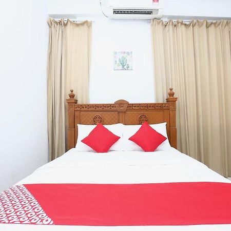 Super Oyo 89435 Nusantara Group Hotel Jertih Zewnętrze zdjęcie