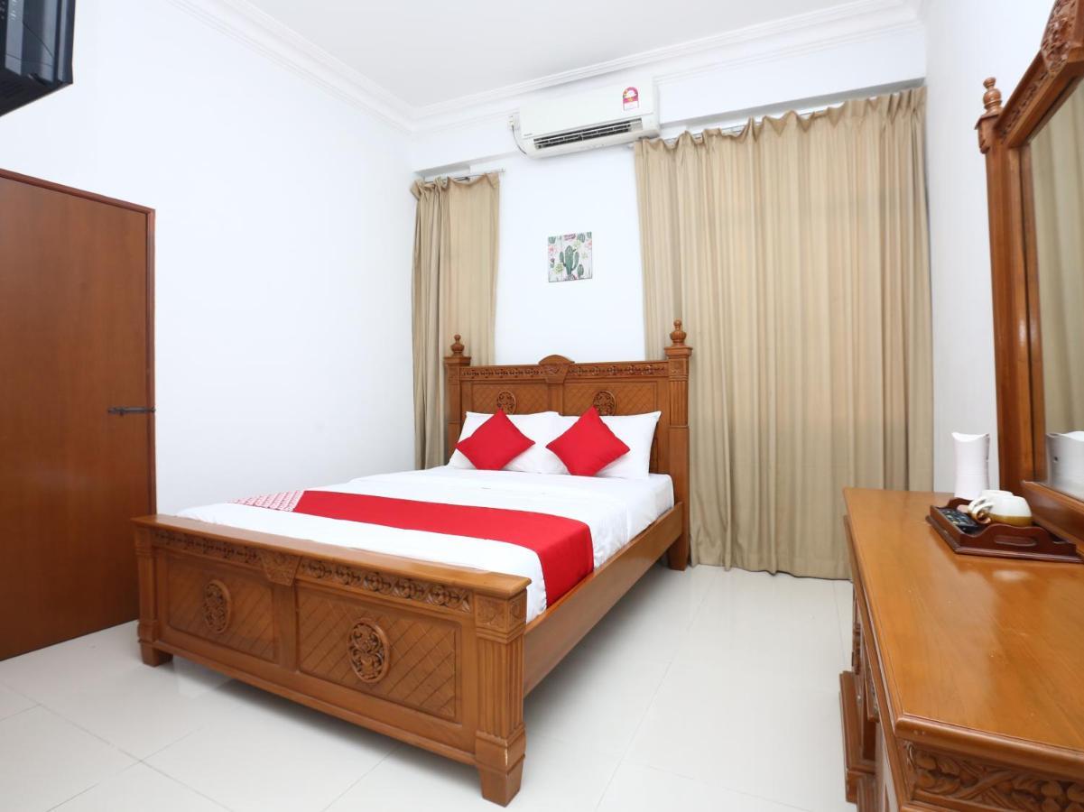 Super Oyo 89435 Nusantara Group Hotel Jertih Zewnętrze zdjęcie