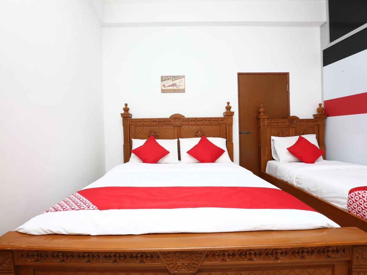 Super Oyo 89435 Nusantara Group Hotel Jertih Zewnętrze zdjęcie